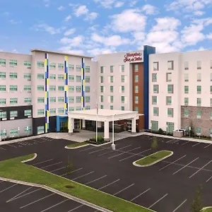 Hotel Hampton & Airport Pointe ***